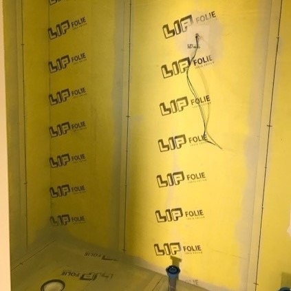 Tätskikt vid genomföring av el