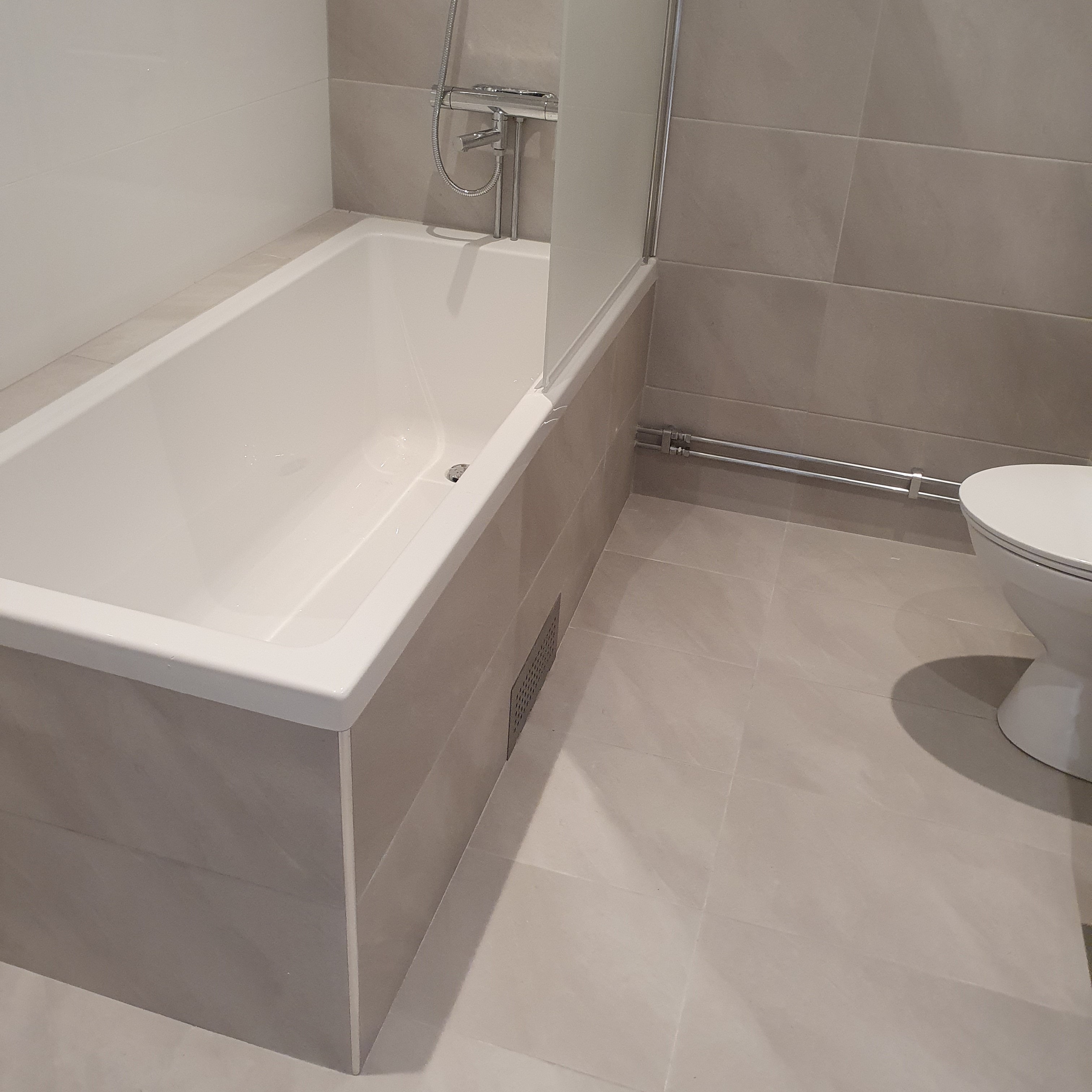 Badrumsrenovering i Trosa med fina detaljer