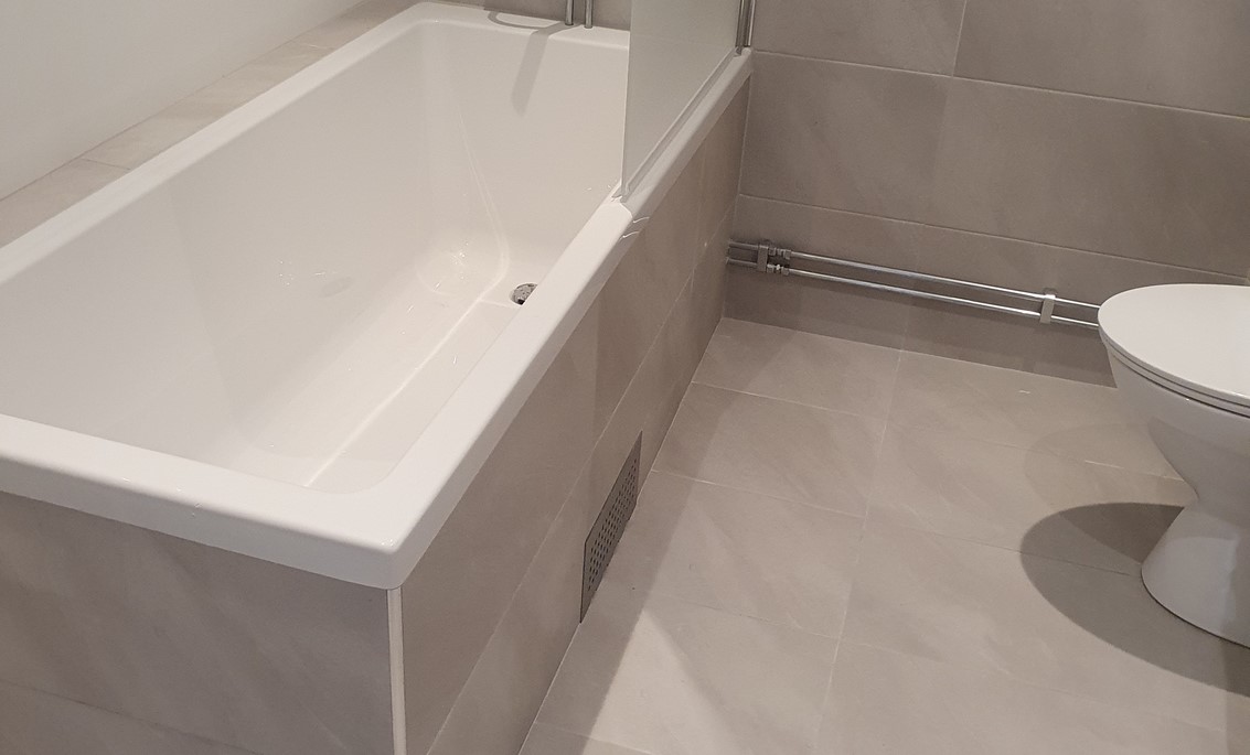 Badrumsrenovering i Trosa med fina detaljer