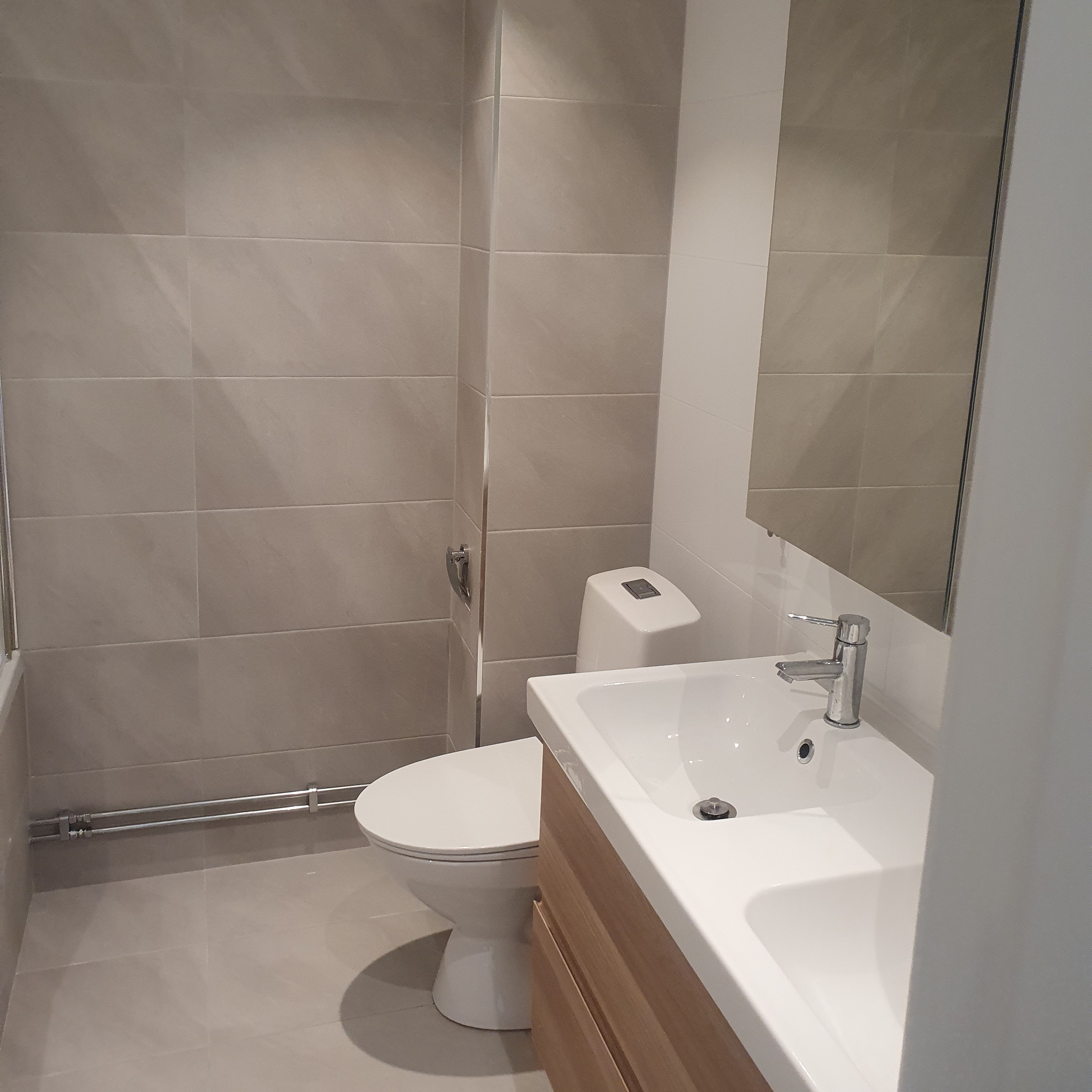 Nytt och fräst badrum i Trosa